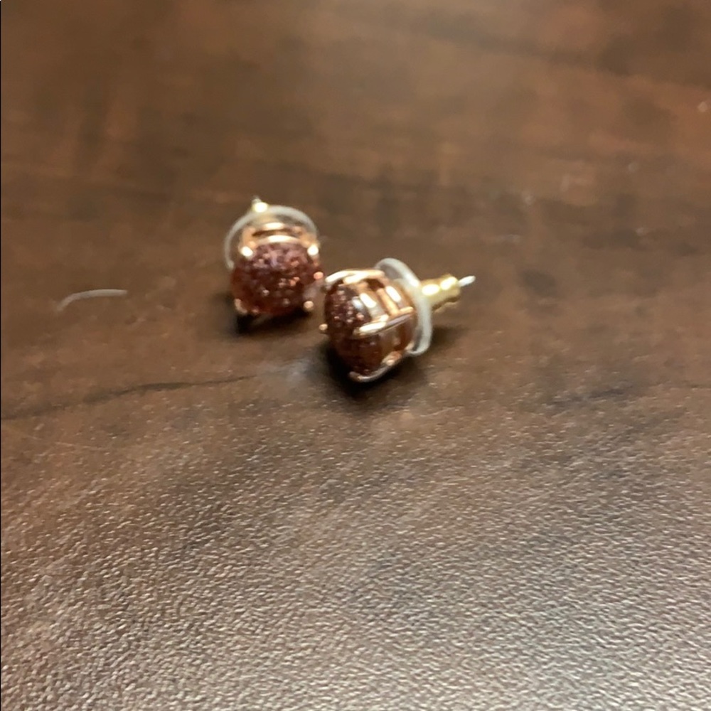 Beutiful rose sparkling earings